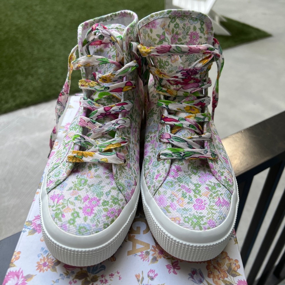 LOVESHACKFANCYXSUPERGA hightop sneakers size 7